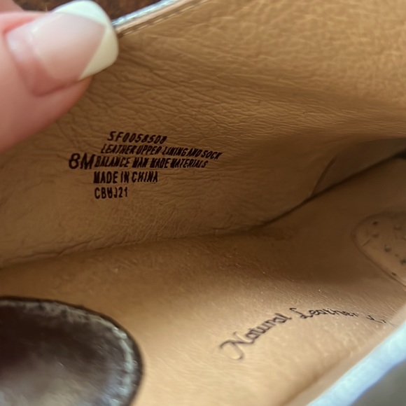 Sofft scrunch silver slide 3” stack heel.  Very comfortable - Picture 6 of 7